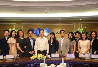 Ông Trịnh Văn Quyết – Chủ tịch HĐQT Tập đoàn FLC, các thành viên Ban Tổng giám đốc và các tân lãnh đạo vừa được bổ nhiệm 