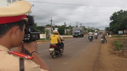 Tốc độ tối đa của ô tô, xe máy khi tham gia giao thông 