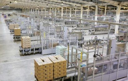 Một góc phân xưởng sản xuất của Nhà máy sữa Việt Nam