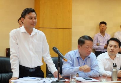 Ông Hoàng Văn Thức, phó tổng cục trưởng Tổng cục Môi trường trả lời về việc thẩm định báo cáo đánh giá tác động môi trường dự án khu du lịch sinh thái Tam Đảo 2 - Ảnh: XUÂN LONG