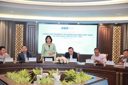 Bà Lê Thị Tuyết Mai - Đại sứ đặc mệnh toàn quyền Việt Nam tại Thụy Sỹ