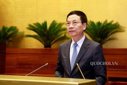  Bộ trưởng Bộ Thông tin và Truyền thông Nguyễn Mạnh Hùng trả lời chất vấn