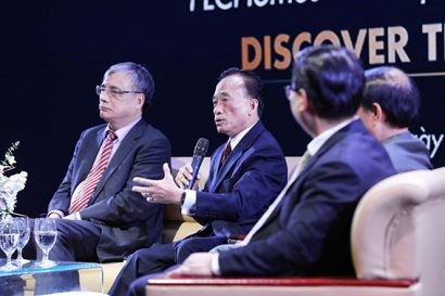 Các chuyên gia và nhà đầu tư tọa đàm về tiềm năng và cơ hội đầu tư tại FLCHomes