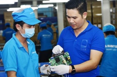 Bộ trưởng Trần Tuấn Anh cho biết Khải Silk, Asanzo là điển hình cho hành vi gian lận thương mại và xuất xứ, lừa dối người tiêu dùng. Ảnh: Lê Quân.