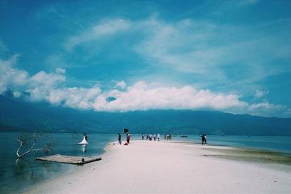 Đầm Lập An luôn khiến du khách phải ngẩn ngơ trước vẻ đẹp làm ngây ngất lòng người 