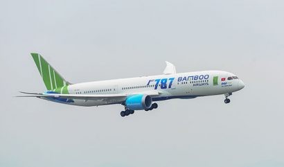 Chiếc Boeing 787-9 Dreamliner đầu tiên mang tên “Vịnh Hạ Long” của Bamboo Airways 