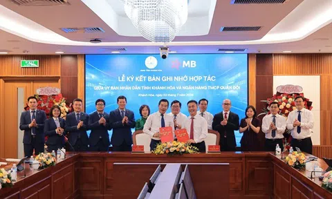 MB ký kết hợp tác với Khánh Hòa, đồng hành thúc đẩy chuyển đổi số địa phương