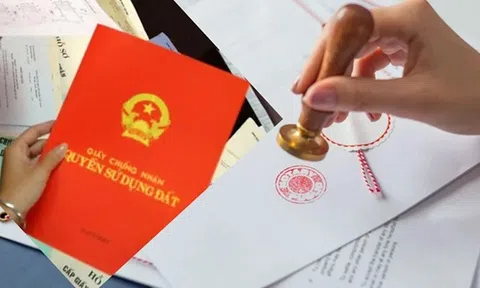 Rủi ro xác minh thông tin và phân bổ trách nhiệm pháp lý trong công chứng hợp đồng chuyển nhượng quyền sử dụng đất ở Việt Nam