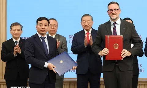Tổng Bí thư, Chủ tịch nước Tô Lâm chứng kiến Lễ trao các văn kiện, thỏa thuận hợp tác với Liên Hợp Quốc