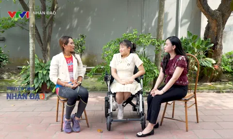 Khi chiếc máy tính trở thành “cánh cửa” việc làm cho cô gái bại não