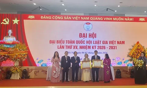 Đại hội XV Hội Luật gia Việt Nam: Nhiều cá nhân và tập thể vinh dự đón nhận Huân chương cao quí của Nhà nước