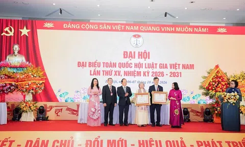 Đại hội XV Hội Luật gia Việt Nam: Nhiều cá nhân và tập thể vinh dự đón nhận Huân chương cao quí của Nhà nước