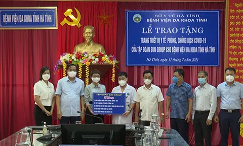 Sun Group trao tặng trang thiết bị y tế hỗ trợ điều trị Covid-19 trị giá hơn 31 tỷ đồng cho Hà Tĩnh