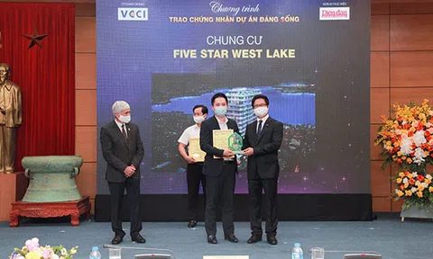 Nối tiếp thành công, Five Star West Lake được vinh danh tại “Dự án đáng sống 2021”