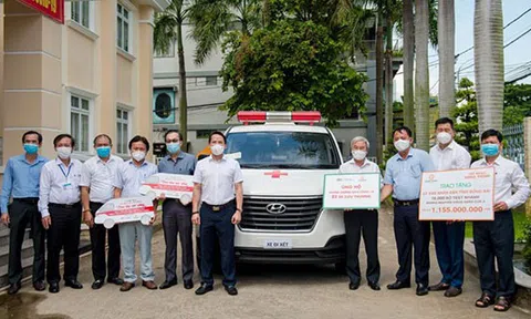 Tập đoàn Hưng Thịnh tiếp tục hỗ trợ gần 11 tỷ đồng cùng nhiều tỉnh, thành phố chống dịch Covid-19