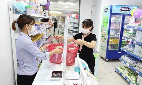Người tiêu dùng được san sẻ gánh lo với chương trình thiết thực từ Vinamilk.