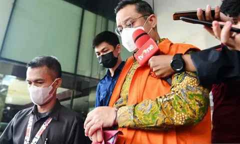 Tham nhũng trợ cấp Covid-19, cựu Bộ trưởng Xã hội Indonesia bị kết án 12 năm tù