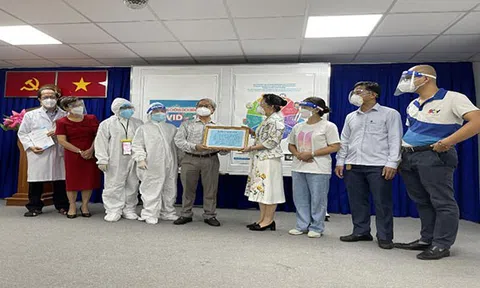 TP.HCM: Cố gắng hoàn thành sớm tiêm vắc xin cho lực lượng phóng viên, nhà báo