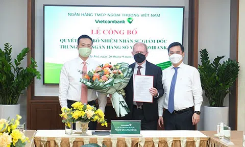 Vietcombank công bố quyết định bổ nhiệm giám đốc trung tâm ngân hàng số