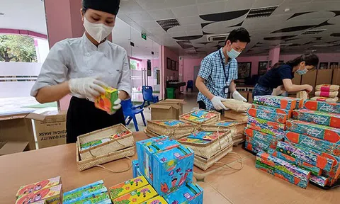 Mùa trăng hi vọng cho trẻ F0 nơi tâm dịch COVID 19