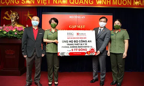 Tập đoàn BRG và Ngân hàng SeABank ủng hộ trang thiết bị y tế phòng chống dịch Covid-19 trị giá 5 tỷ đồng cho Bộ Công an