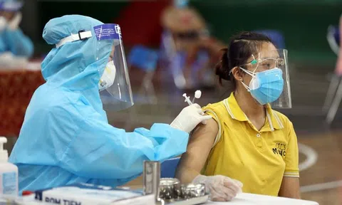 Chiến dịch tiêm chủng vaccine Covid-19 trên cả nước đã đạt gần 50 triệu liều