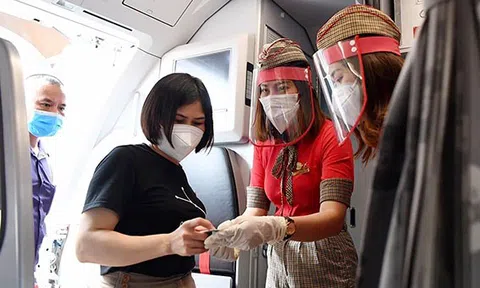 Trở lại với bầu trời, Vietjet miễn phí xét nghiệm Covid-19 cho tất cả khách hàng khởi hành từ TP.HCM