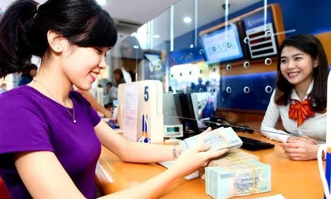 Từ nay đến cuối năm: Giảm thêm lãi suất sẽ gây bất ổn nền kinh tế