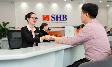 Tưng bừng sinh nhật 28 năm: SHB tri ân khách hàng 28.000 quà tặng