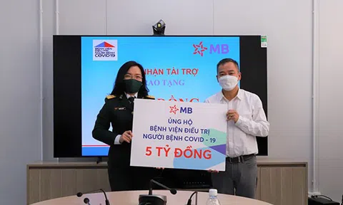 MB ủng hộ 5 tỷ đồng cho Bệnh viện điều trị người bệnh COVID-19