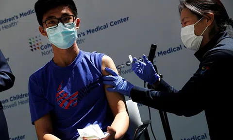 Các nước tiêm vaccine ngừa Covid-19 cho trẻ em như thế nào?