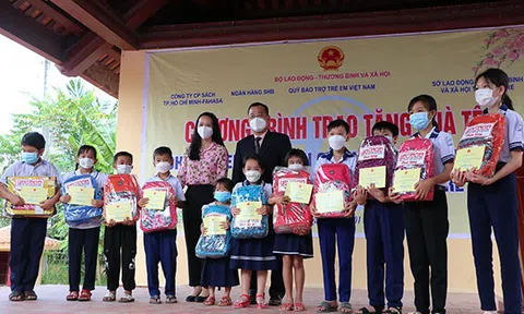 SHB hỗ trợ hộ nghèo, gia đình chính sách khó khăn và trẻ em có hoàn cảnh đặc biệt tại tỉnh Bến Tre