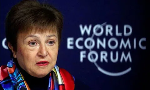 IMF: Đại dịch Covid-19 vẫn là nguy cơ lớn nhất đối với nền kinh tế toàn cầu