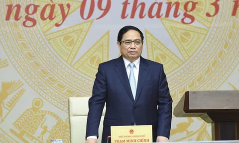 Cầu thị lắng nghe, khẩn trương xem xét, sửa đổi những vấn đề người dân, doanh nghiệp góp ý