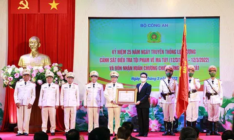 Xây dựng cảnh sát điều tra tội phạm về ma túy lớn mạnh, xứng tầm