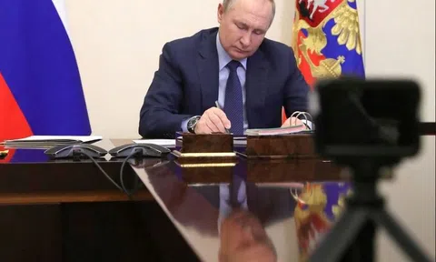 Tổng thống Putin ban hành luật chống thông tin sai lệch đối với các cơ quan chính phủ Nga