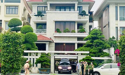 Quảng Ninh: Khởi tố, bắt tạm giam cựu Chủ tịch UBND thành phố Hạ Long