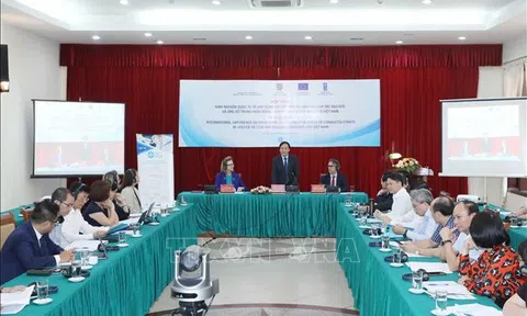 Xây dựng tài liệu hướng dẫn cho quy tắc đạo đức, ứng xử trong hoạt động tư pháp