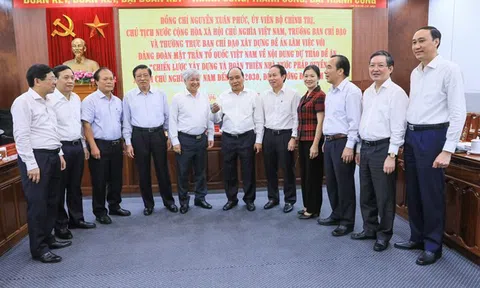 Chủ tịch nước Nguyễn Xuân Phúc làm việc với Đảng Đoàn MTTQ Việt Nam về đề án nhà nước pháp quyền XHCN