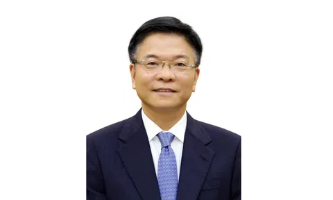 Bộ trưởng Bộ Tư pháp Lê Thành Long giữ chức Phó Thủ tướng Chính phủ