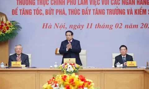 Thủ tướng đề nghị các ngân hàng thương mại hiến kế để tăng tốc, bứt phá, thúc đẩy động lực tăng trưởng