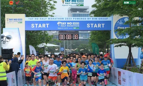 Thử thách chạy bộ đổi cây xanh được runners Hà Nội hưởng ứng