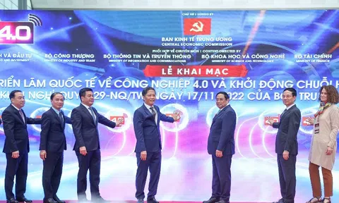 Đẩy mạnh chuyển đổi số và chuyển đổi xanh, tạo đột phá rút ngắn quá trình công nghiệp hóa, hiện đại hóa
