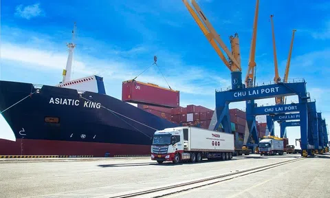 Đẩy mạnh khai thác hàng hóa vận chuyển xuyên biên giới