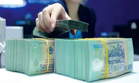 4 ngân hàng lớn đồng loạt giảm lãi suất huy động
