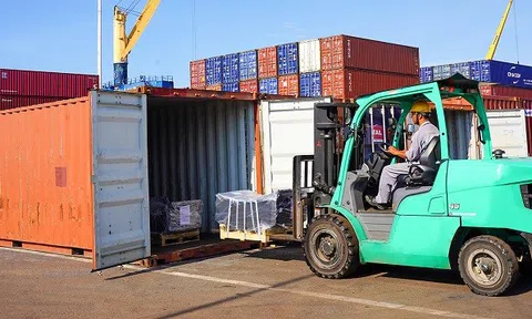 Nhà máy Nhíp ô tô xuất khẩu nhíp lá dịch vụ sang Hàn Quốc
