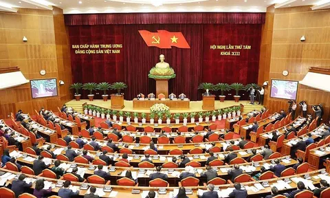 Quy định mới của Bộ Chính trị về kiểm điểm, đánh giá, xếp loại cán bộ