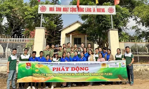 Đoàn thanh niên Vietcombank Gia Lai phát động trồng cây xanh trên địa bàn tỉnh