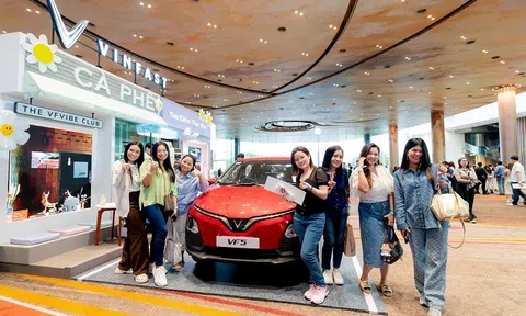 Cộng đồng mạng “phát sốt” trước thông tin VinFast thị trường quốc tế hợp tác cùng “em gái quốc dân” Kim You Jung