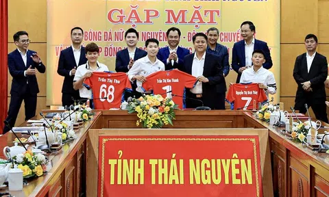 CLB bóng đá nữ Thái Nguyên T&T chiêu mộ quả bóng vàng nữ Việt Nam